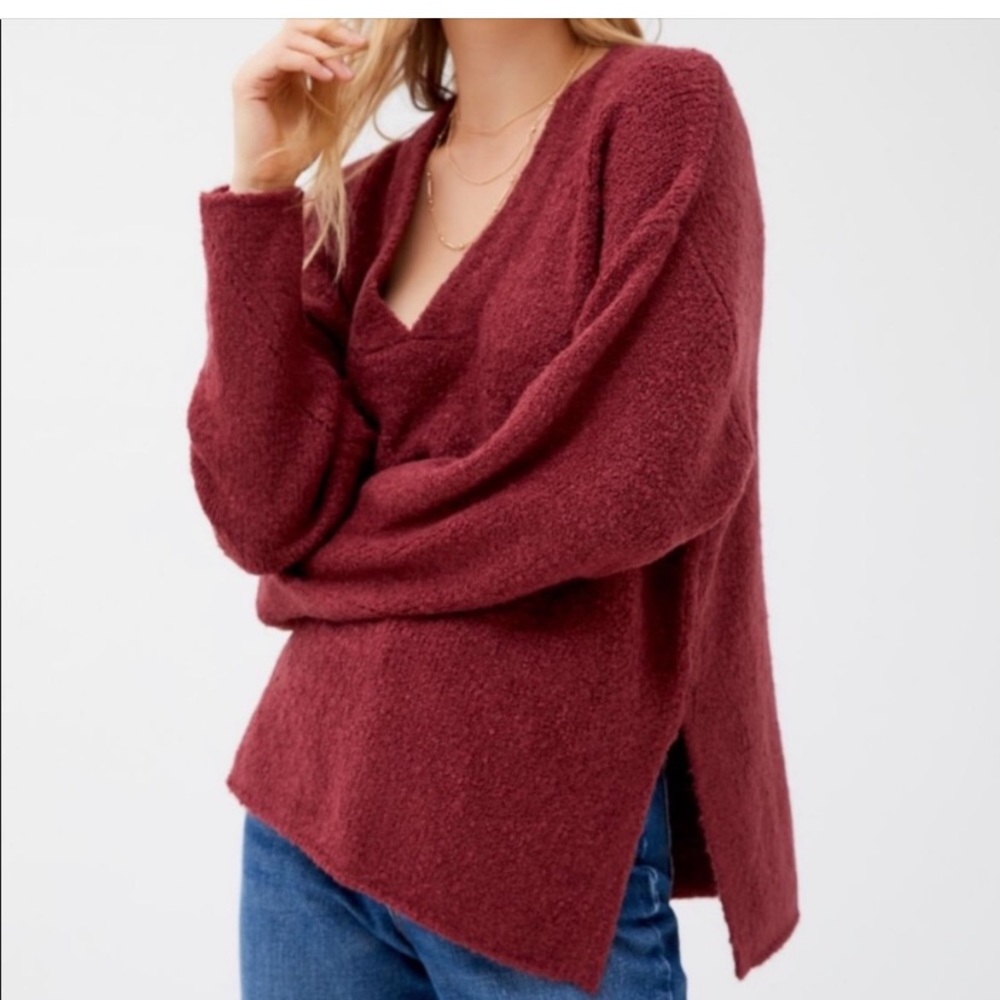 Urban outfitters v neck sweater size S